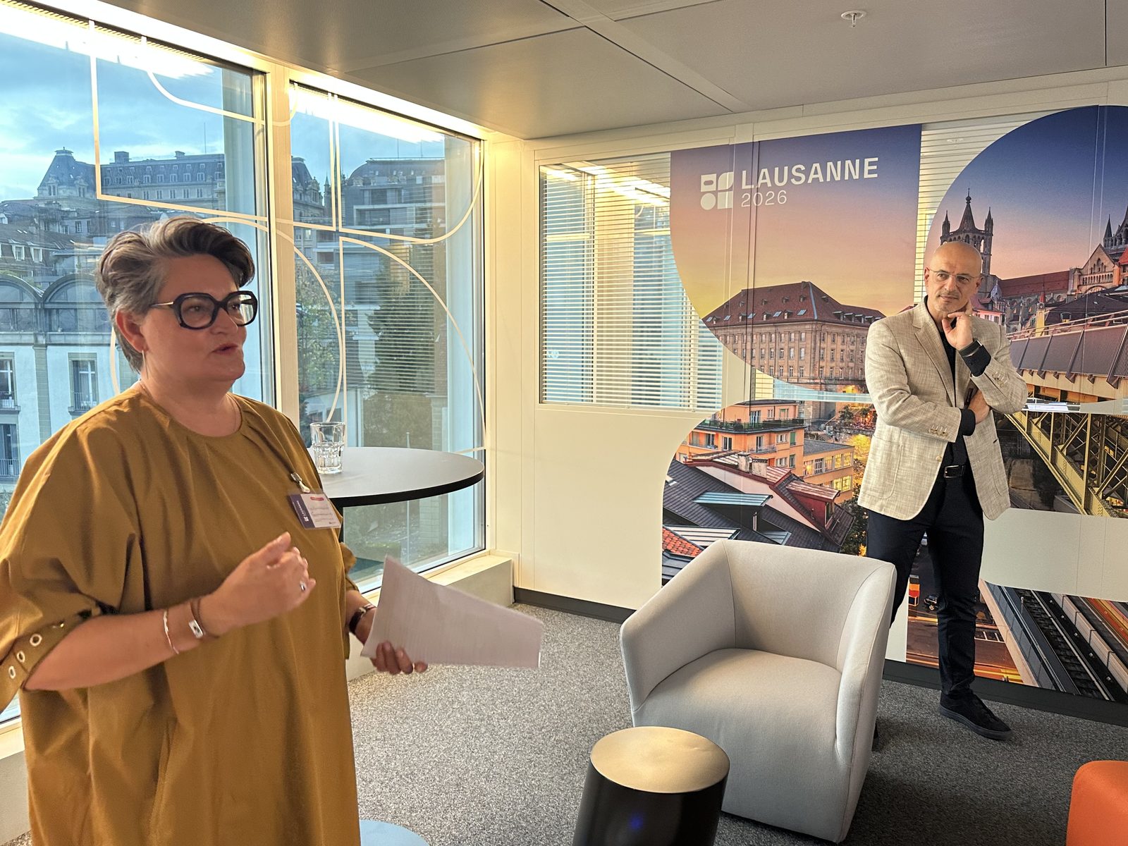 Cristina Gaggini s’adresse aux invités dans les bureaux lausannois d’Ad Valoris
